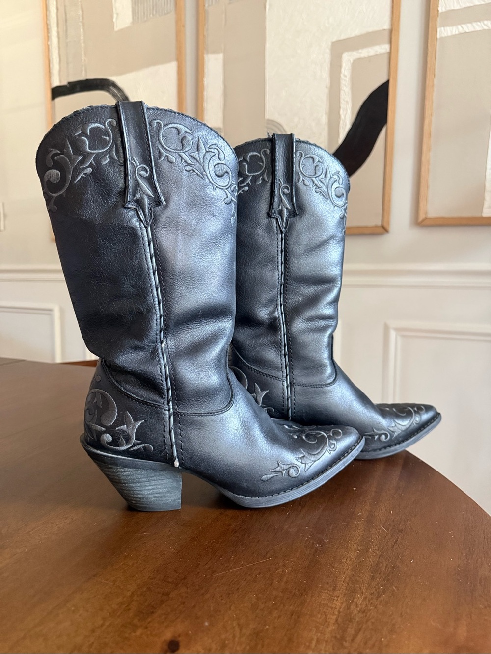 Durango Crush RD3200 Women’s 8M Black Leather Embroidered Western Cowboy Boots